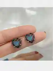 Серьги, сердечко с синим камушком