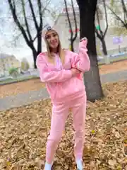 Худи и брюки женские