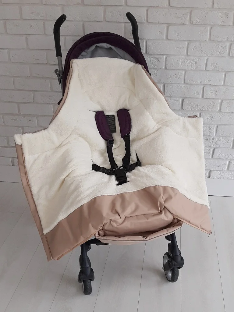 Карамельный детский зимний меховой конверт
