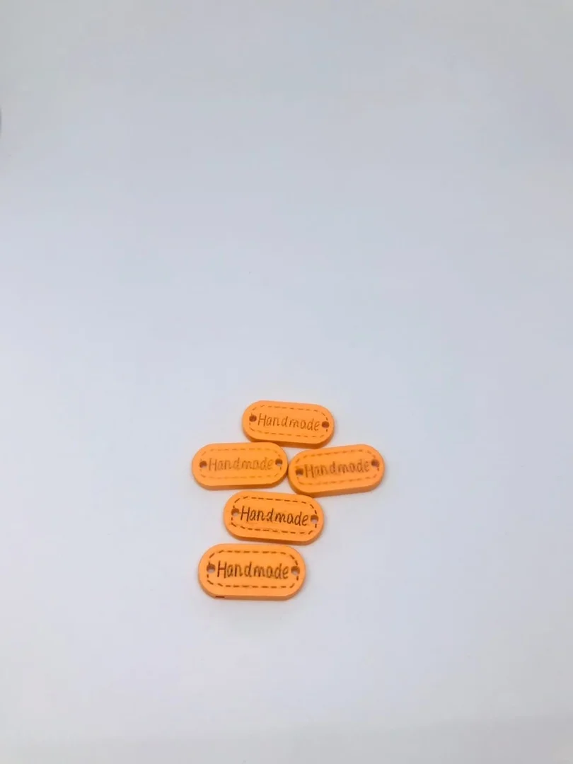 Оранжевый пуговицы деревянные "Hand made"