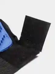 Перчатка для вычесывания шерсти