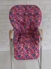 Угольный универсальный чехол на стульчик для кормления.