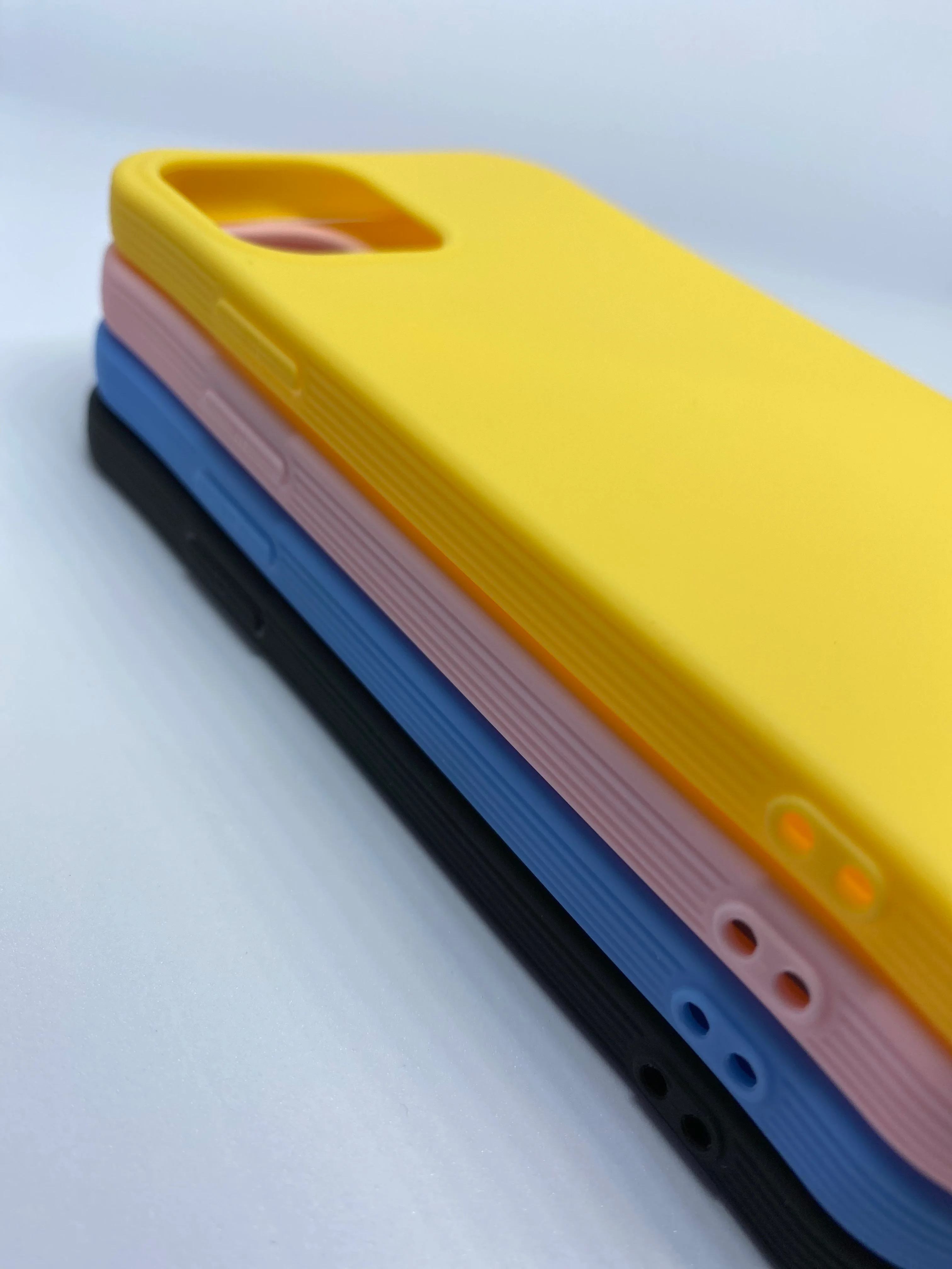Cиликоновый чехол для iPhone 12/12 PRO 6.1 (2021)