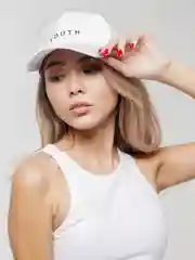 Белый кепка Youth