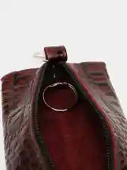 Багровый ключницы
