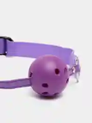 Фиолетовый кляп в рот
