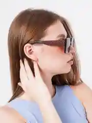 Очки женские солнцезащитные