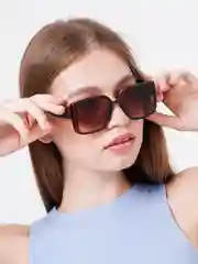 Очки женские солнцезащитные
