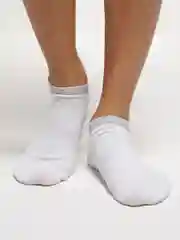 Женские короткие носки, с запятником