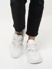 Кроссовки женские, Strobbs