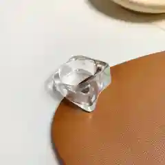 Яркое кольцо