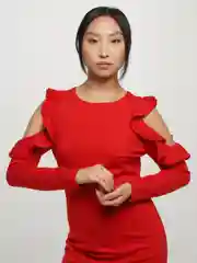 Красный платье с декорированными плечиками