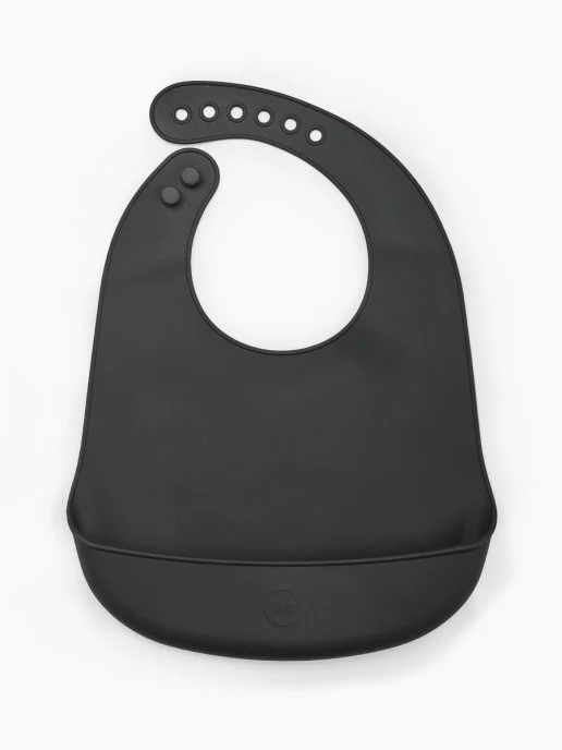 Черный нагрудник силиконовый "BIB POCKET" 16006 Happy Baby