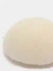 Белый спонж конжаковый Конняку, губка для умывания