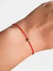 Браслет красная нить желаний с гематитом