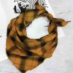 Карамельный платок шелковый
