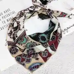 Коралловый платок шелковый