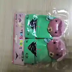 Лайм носки детские с игрушкой, с антискользящей подошвой
