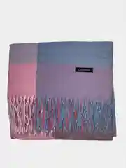 Коралловый платок в клетку