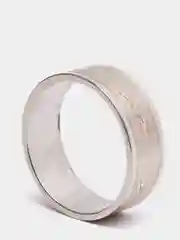 Оливковый кольца с узорами