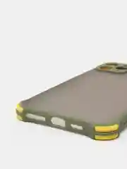 Оливковый чехол для iPhone (Айфон) с защитой камеры, ударопрочный бампер по углам, матовое покрытие