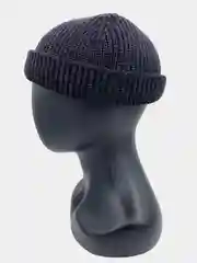 Угольный шапка бини