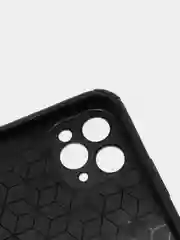 Черный чехол Iphone