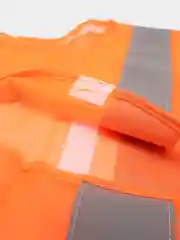 Красный жилет светоотражающий