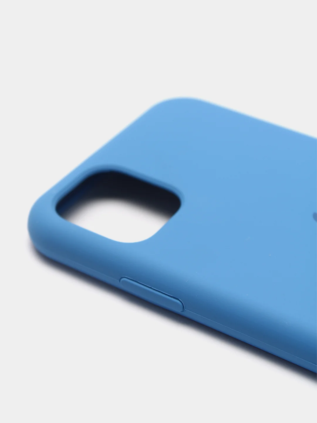 Синий чехол Silicone case для iPhone 11 с открытым низом