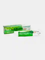 Аюрведическая зубная паста "Био Гвоздика и Тулси" Biotique, 140г