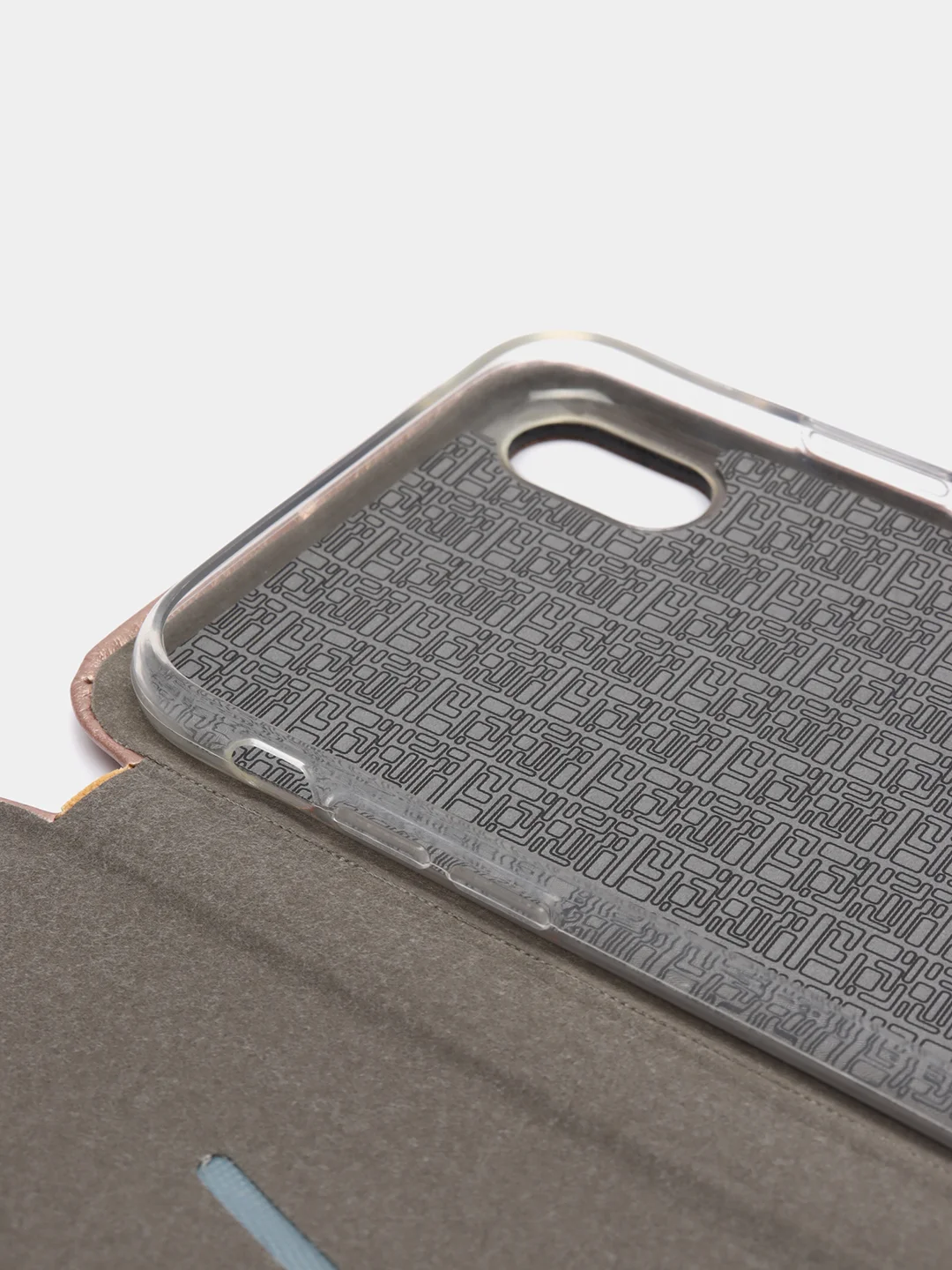 Розовый чехол книжка на Apple iPhone XR