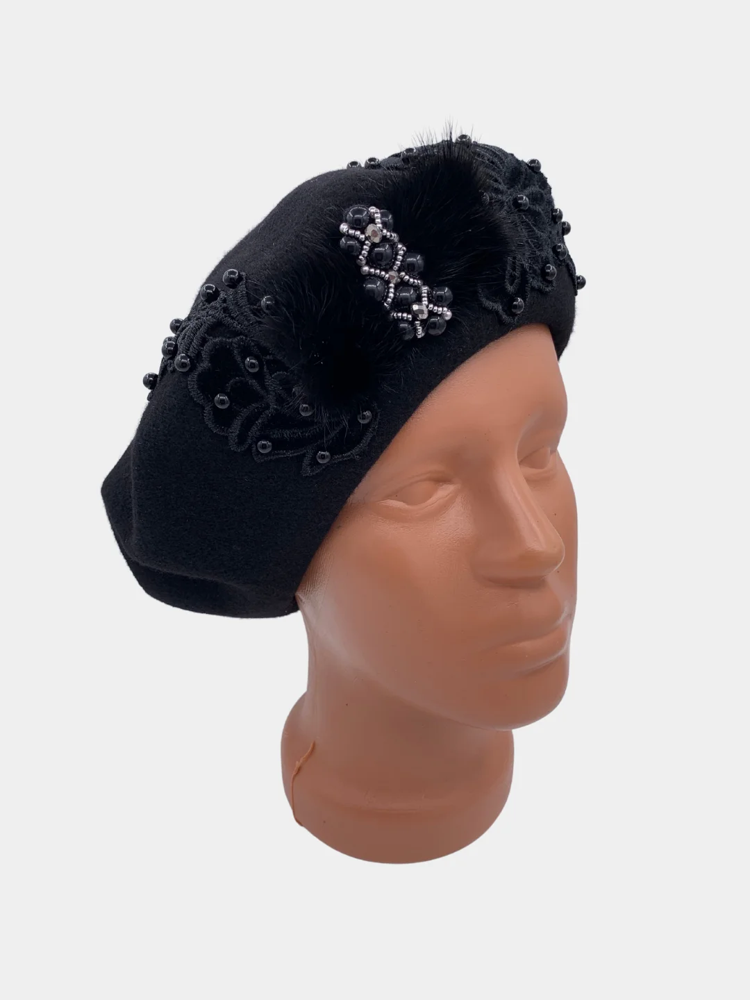 Берет женский