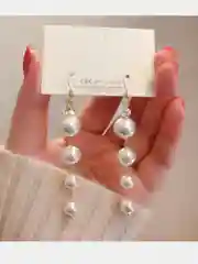 Серьги, жемчужные шары с камушком