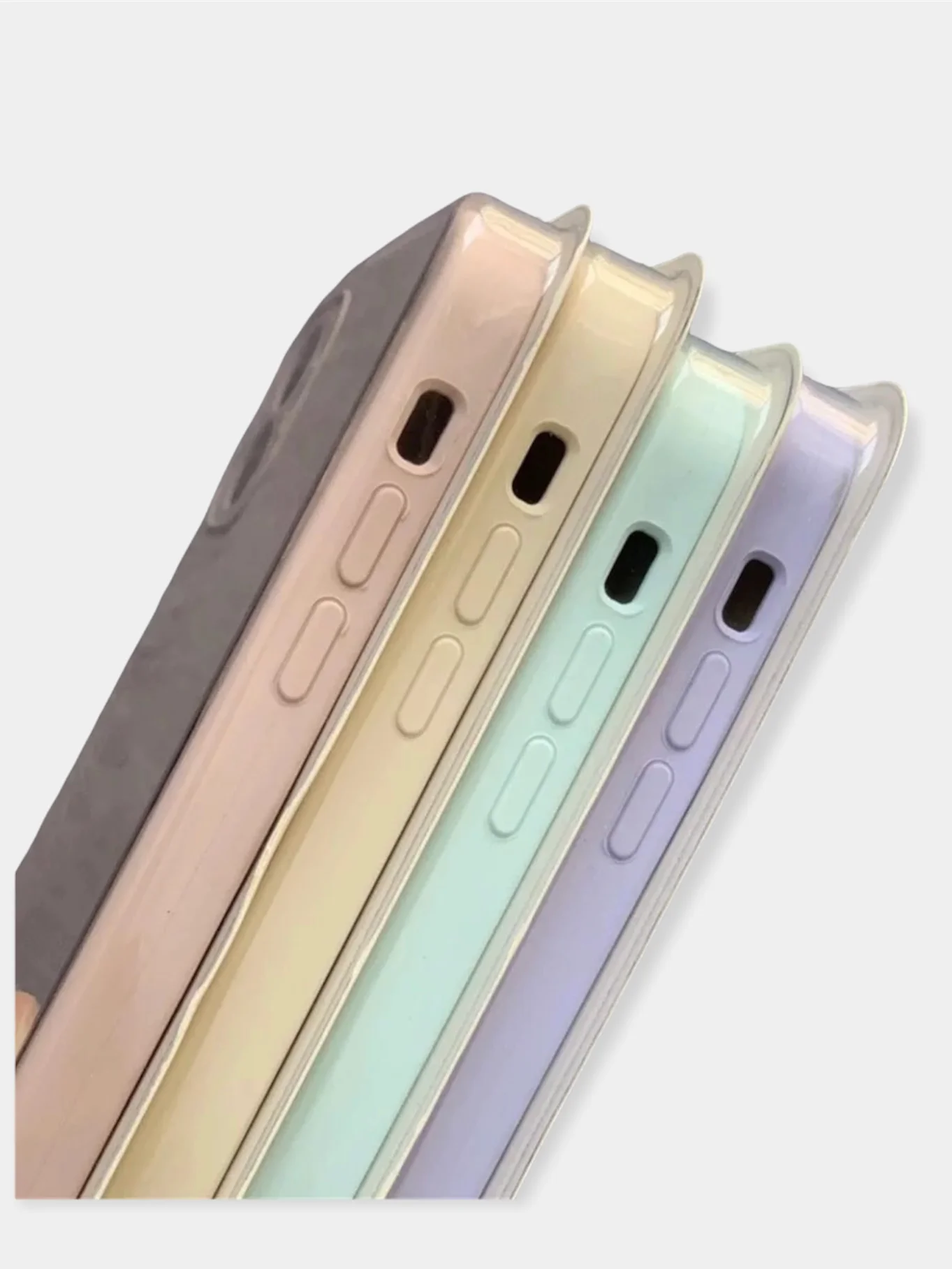 Чехол силиконовый soft touch с защитой камеры на iPhone 12 pro, матовый