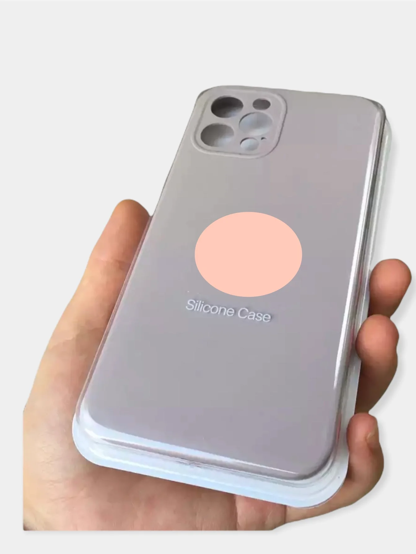 Бежевый чехол силиконовый soft touch с защитой камеры на iPhone 12 pro, матовый