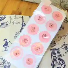 Розовый наклейки