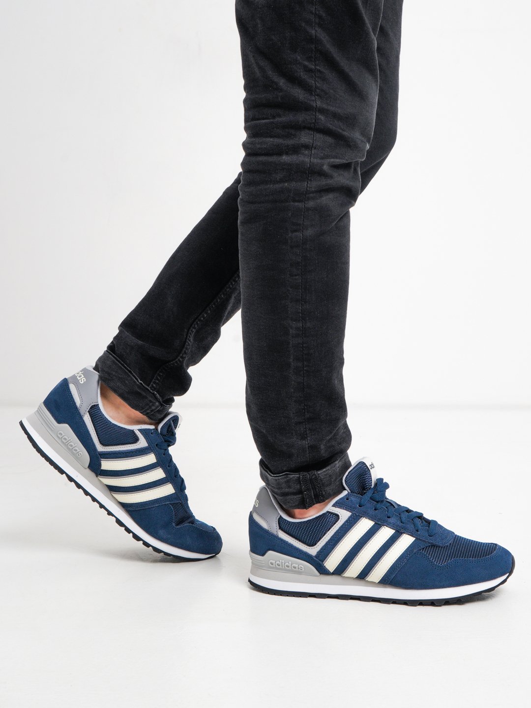 Кроссовки мужские Adidas купить по цене 5512 ₽ в интернет-магазинеKazanExpress