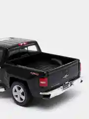 Черный металлическая машинка 2014 Chevrolet Silverado KT5381D