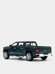 Зеленый металлическая машинка 2014 Chevrolet Silverado KT5381D