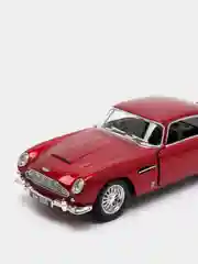 Багровый машинка Aston Martin DB5 металлическая, 1:38 KT5406D