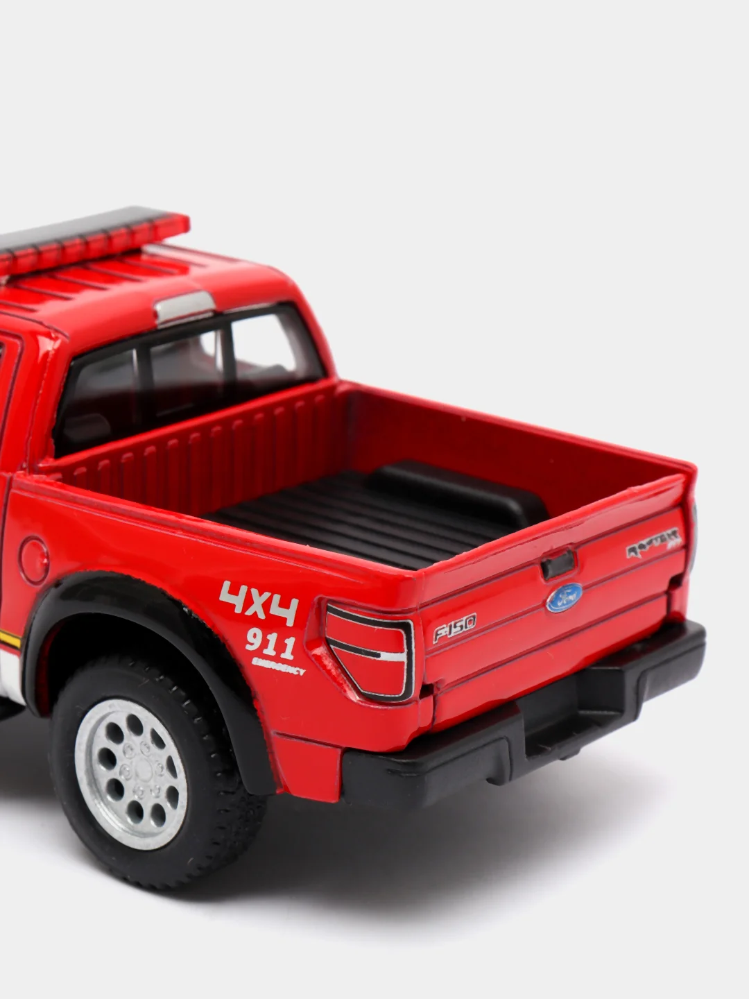 Красный металлическая машина Ford F150 SVT Raptor SuperCrew 2013 KT365DPR