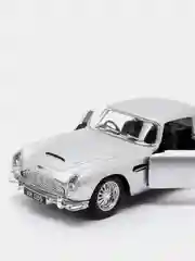 Серебряный машинка Aston Martin DB5 металлическая, 1:38 KT5406D