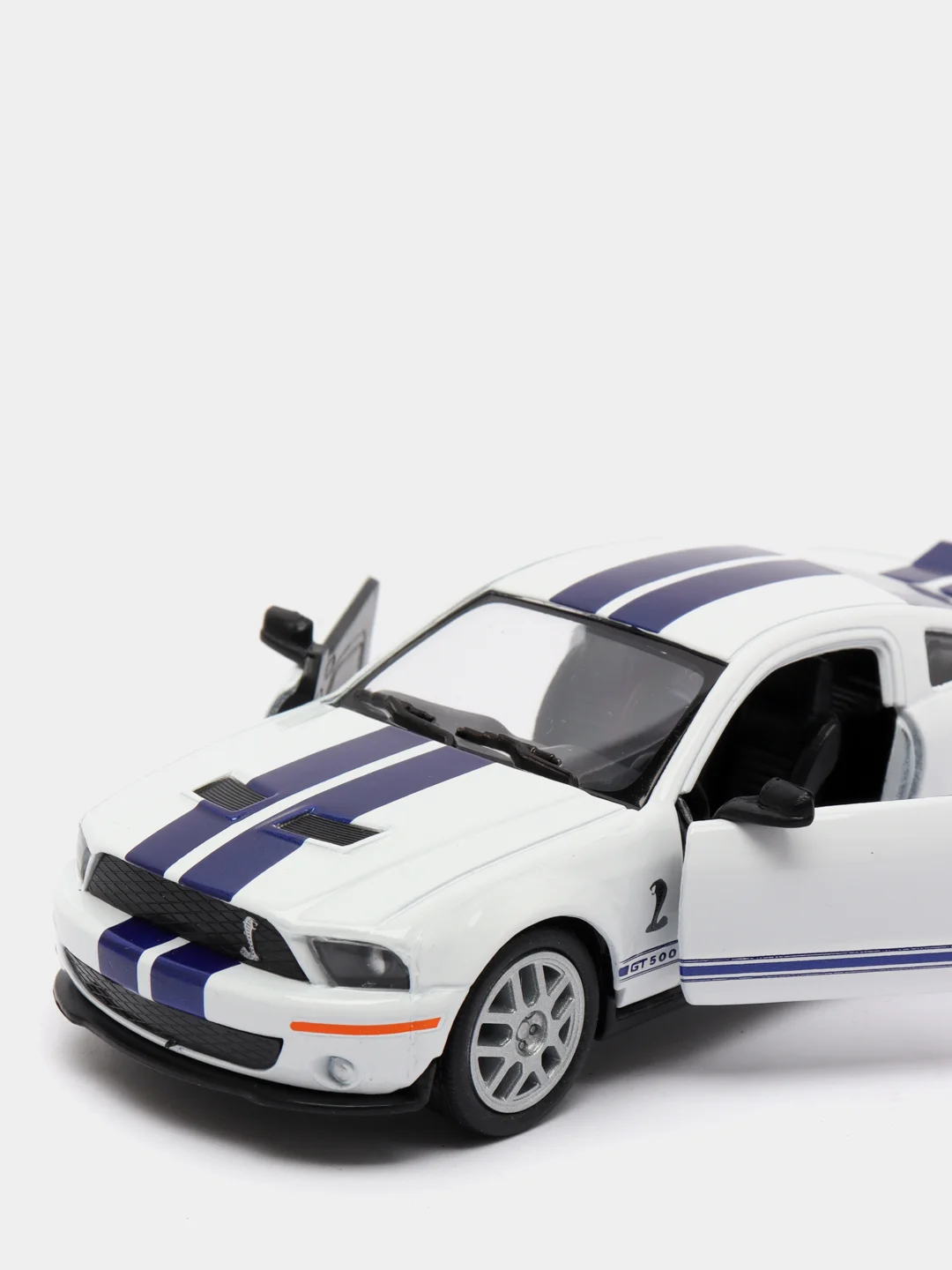 Белый металлическая машинка 2007 Shelby GT500 KT5310D