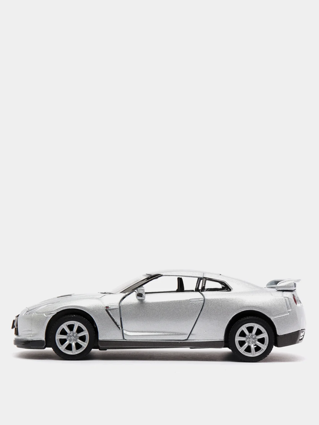 Серебряный металлическая машинка 2009 Nissan GT-R R35 KT5340D