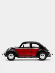 Черный 1967 Volkswagen Classical Beetle (окрашенные двери) KINSMART KT5373D