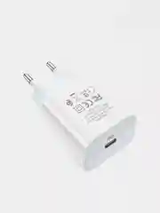 Зарядка для iPhone 14 / 15 / 16 (блок 20W Type-C / адаптер PD USB-C)