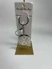 Брелок с логотипом авто