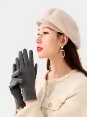 Перчатки женские бархатные / Для сенсорных экранов / Осенние и зимние