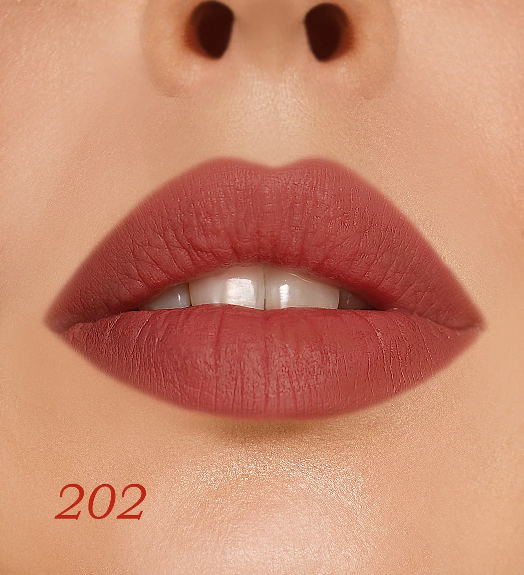 Светло-коричневый карандаш для губ LUXVISAGE PIN-UP ultra matt