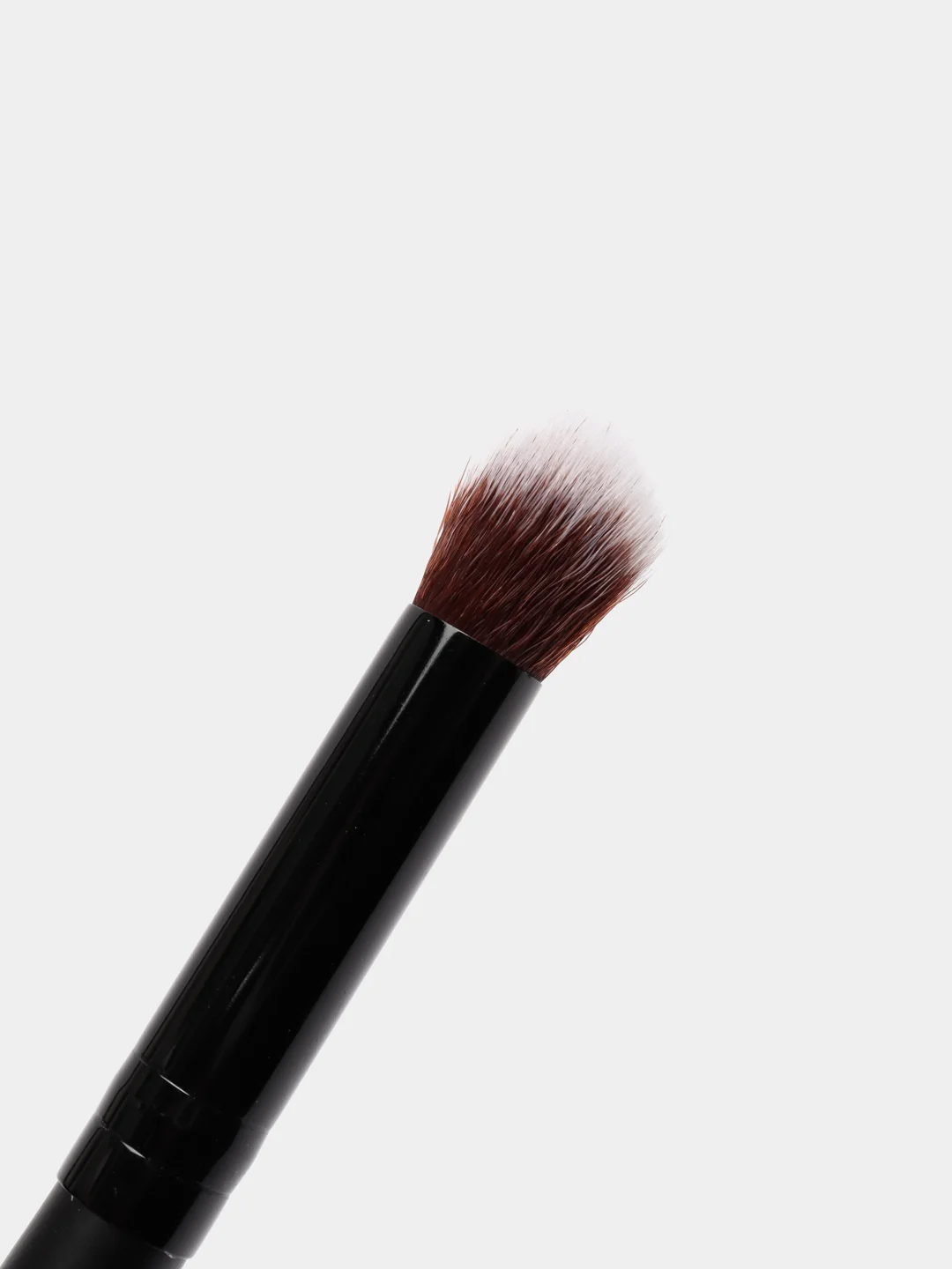 Кисть для теней TF Triumph Large, №23